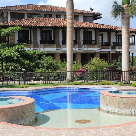 Finca Hotel La Esperanza Montenegro Ngoại thất bức ảnh