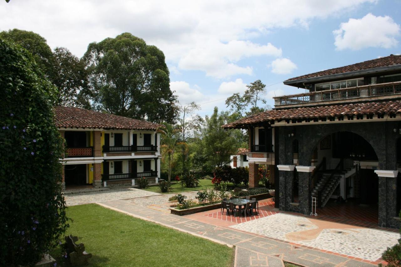 Finca Hotel La Esperanza Montenegro Ngoại thất bức ảnh