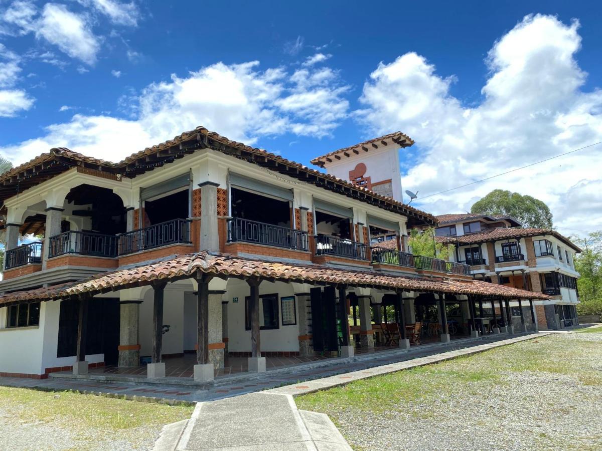 Finca Hotel La Esperanza Montenegro Ngoại thất bức ảnh