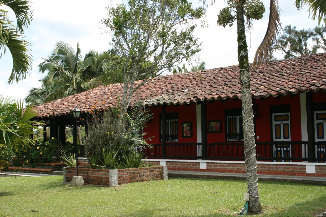 Finca Hotel La Esperanza Montenegro Ngoại thất bức ảnh