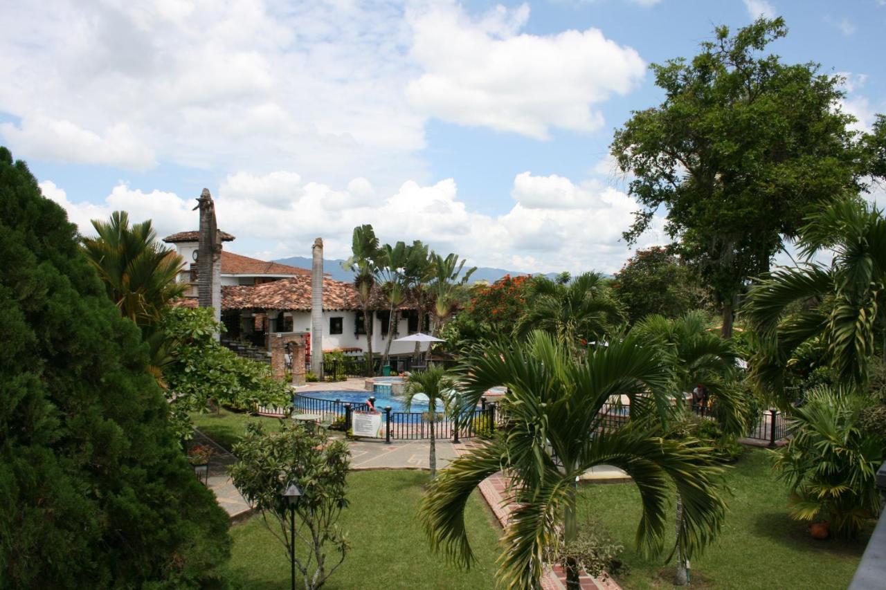 Finca Hotel La Esperanza Montenegro Ngoại thất bức ảnh