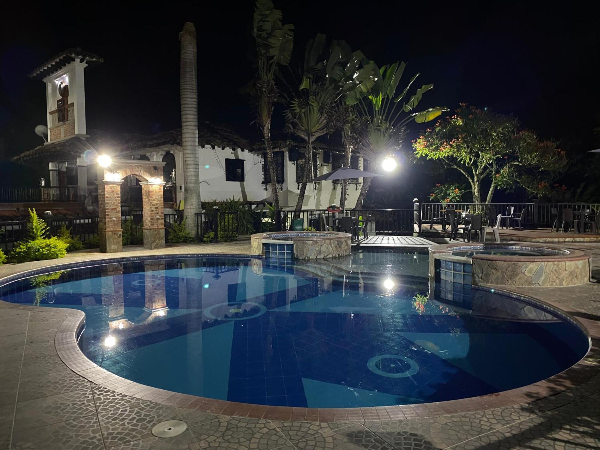 Finca Hotel La Esperanza Montenegro Ngoại thất bức ảnh