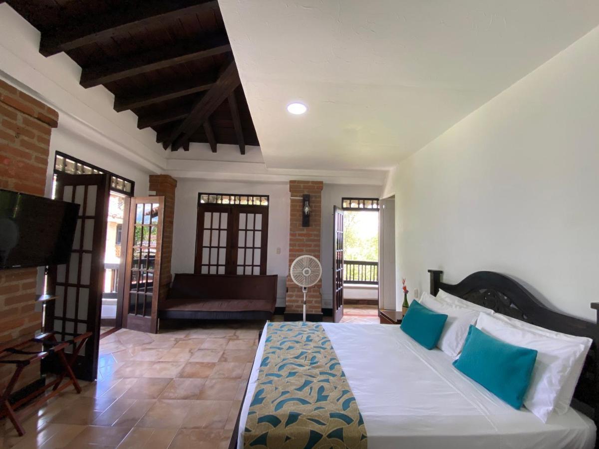 Finca Hotel La Esperanza Montenegro Ngoại thất bức ảnh