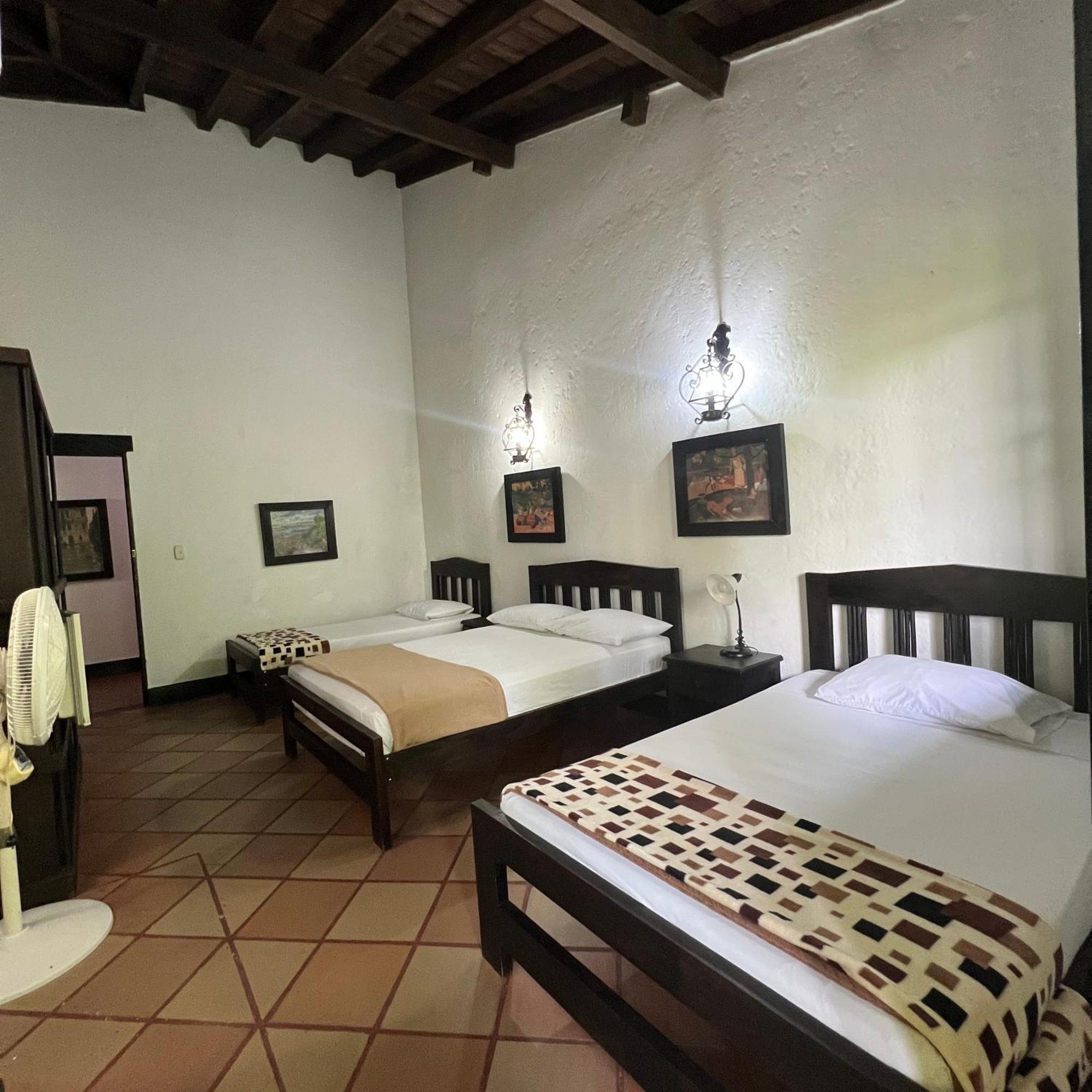 Finca Hotel La Esperanza Montenegro Ngoại thất bức ảnh