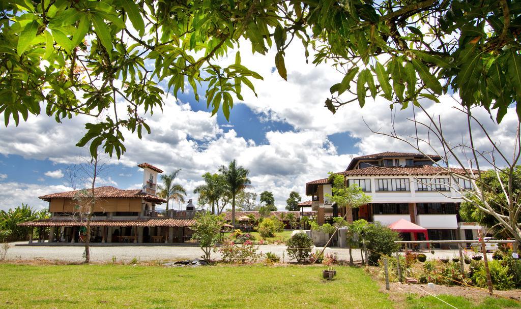 Finca Hotel La Esperanza Montenegro Ngoại thất bức ảnh